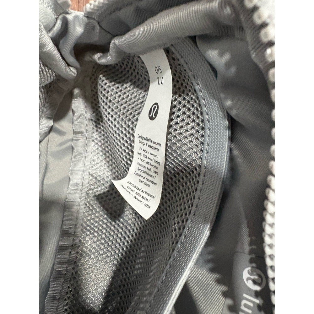 Set Of 2 Lululemon Silver And Yellow Fanny Bag Belt Bag Cross Body 7.5"x2"x5" - Picture 10 of 16